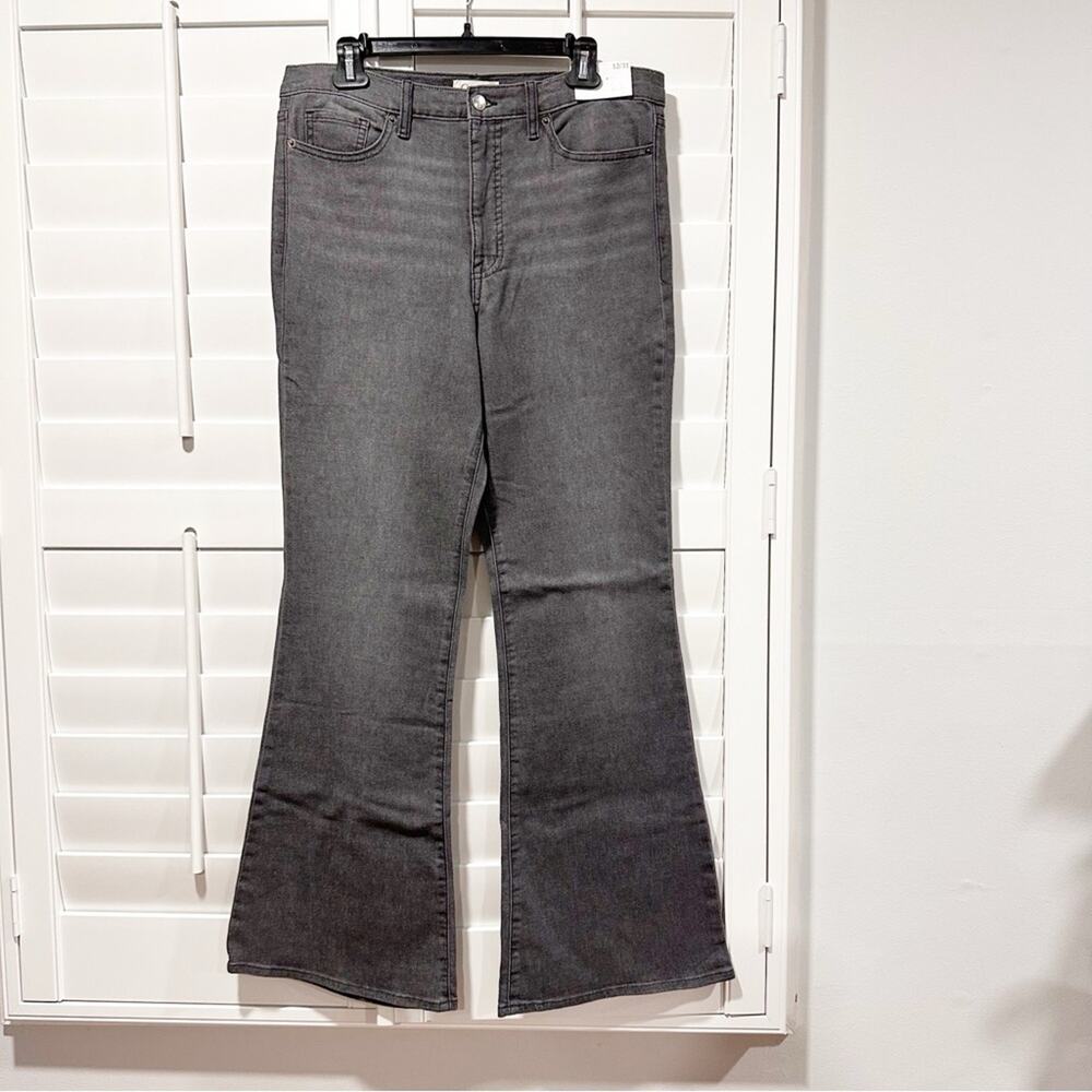 Jessica Simpson Gray Flare Jeans Women’s Size 12/31 Wide Leg Y2K 90s Boho Retro